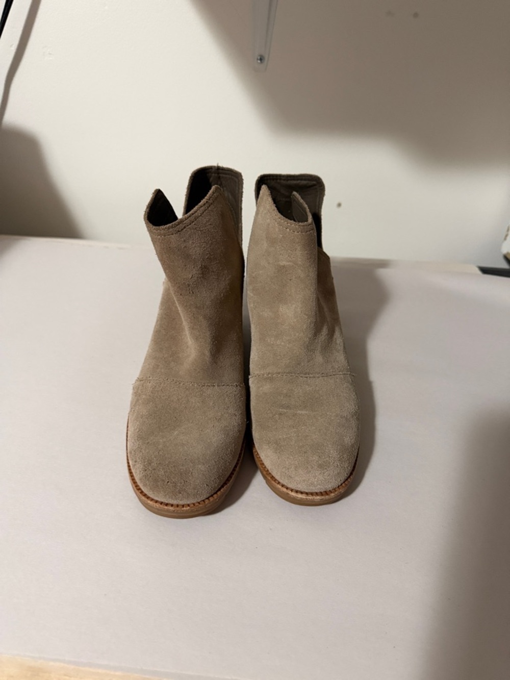 Sorel Taupe Suede Ankle Booties size 6 - Picture 2 of 6